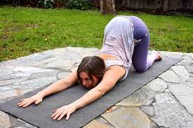 The Health Benefits of Anahatasana (Heart Melting Pose)