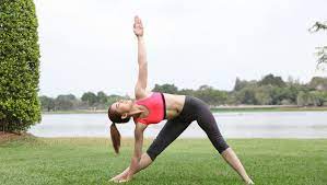 Top 7 Health benefits of Trikonasana (Triangle Pose)