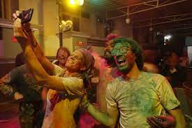 yoga-teacher-training-course-with-rishikul-yogshala-my-experience-part-2-holi-celebration